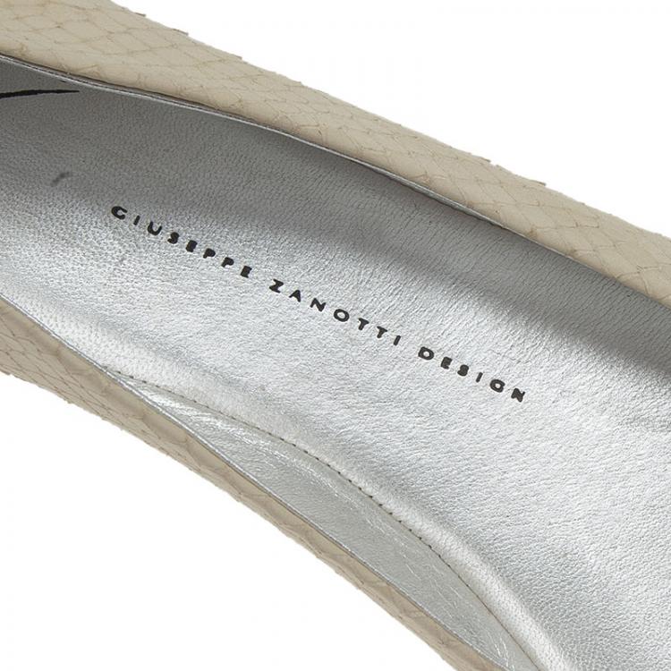 Pre Owned Giuseppe Zanotti Cream Python Embossed Jewel Embellished Leather Ballet Flats Size 41