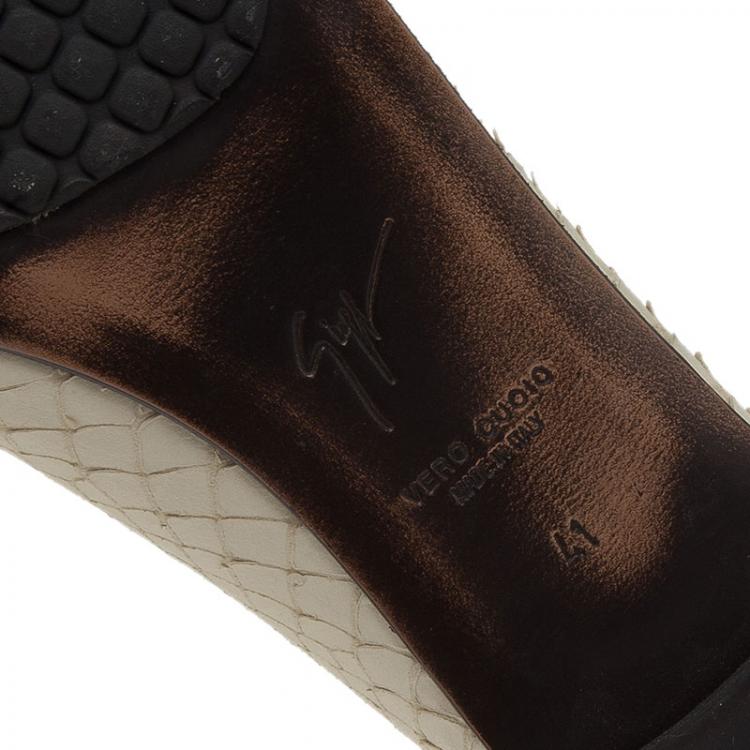 Pre Owned Giuseppe Zanotti Cream Python Embossed Jewel Embellished Leather Ballet Flats Size 41