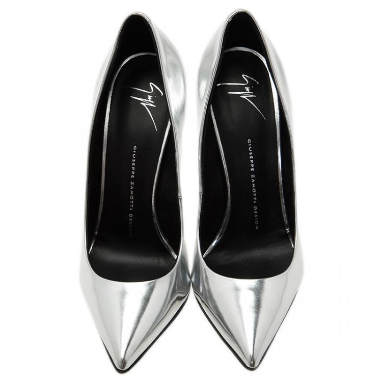 Pre Owned Giuseppe Zanotti Metallic Silver Pointed Toe Pumps Size 40 