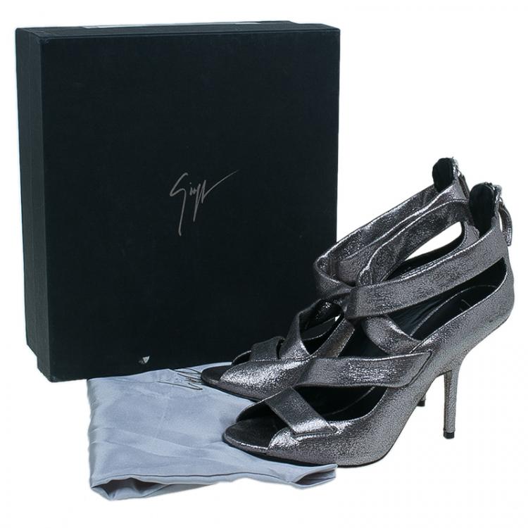Pre Owned Giuseppe Zanotti Silver Metallic Leather Strappy Sandals Size 41