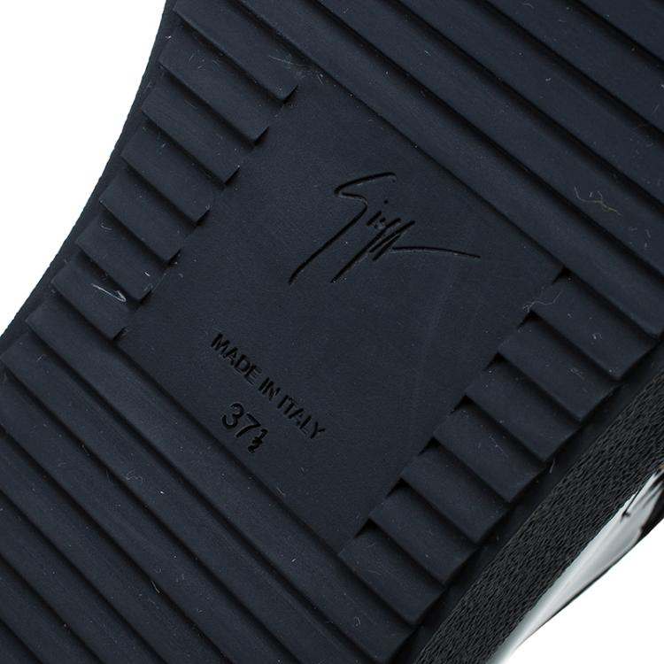 مملوكة مسبقًا Giuseppe Zanotti Black Patent Eve Slip On Size 37.5