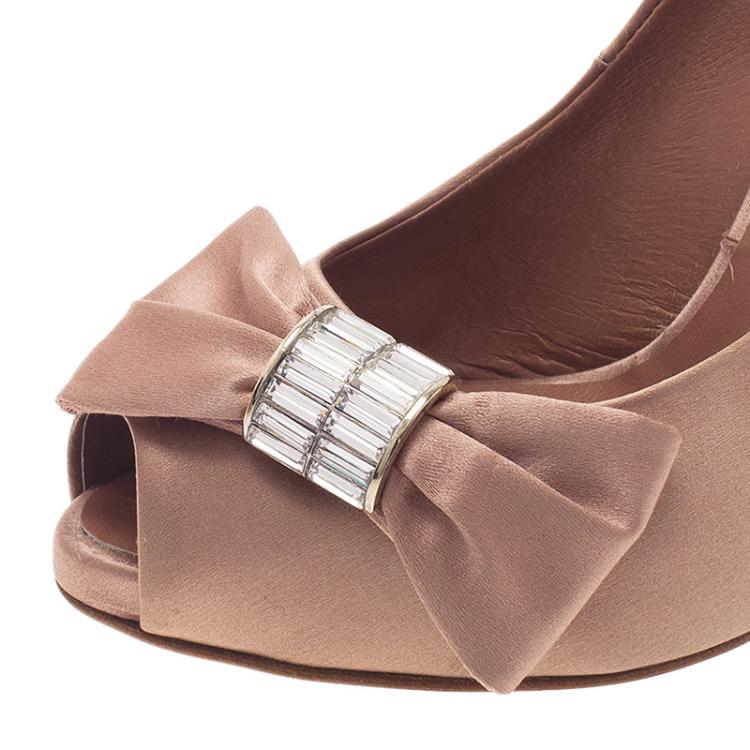 Pre Owned Giuseppe Zanotti Beige Satin Crystal Bow Detail Peep Toe Pumps Size 37