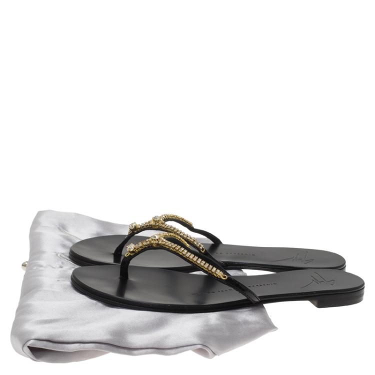 Pre Owned Giuseppe Zanotti Black Patent Crystal Embellished Thong Sandals Size 35