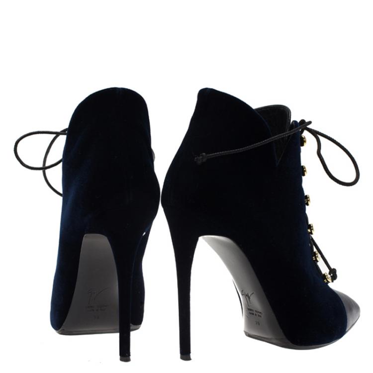 Pre Owned Giuseppe Zanotti Navy Blue Velvet and Black Leather Olinda Lace Up Ankle Boots Size 39