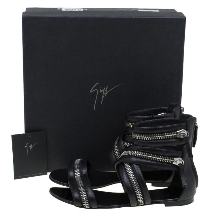 Pre Owned Giuseppe Zanotti Black Leather Zip Detail Flat Gladiator Sandals Size 37.5