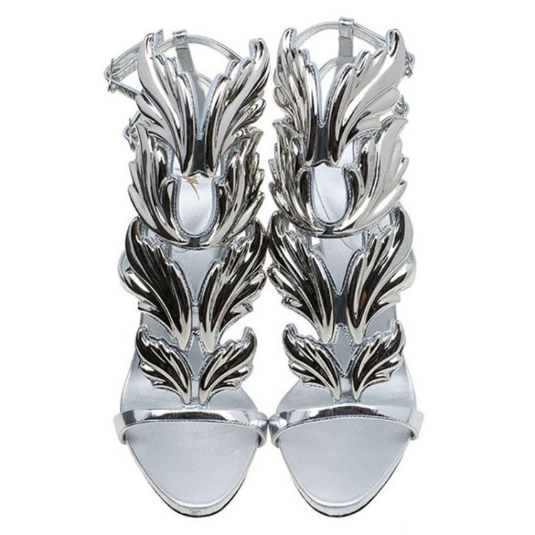 Pre Owned Giuseppe Zanotti Silver Metallic Leather Argent Metal Wing Embellished Strappy Sandals Size 39