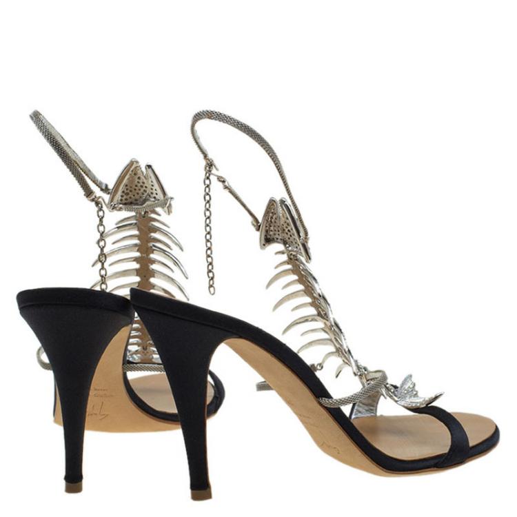 Pre Owned Giuseppe Zanotti Black Satin Crystal Encrusted Fish Bone Embellished Sandals Size 38