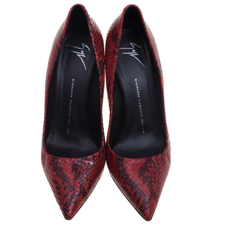 Pre Owned Giuseppe Zanotti Red Printed Snakeskin Leather Pointed Toe Pumps Size 39