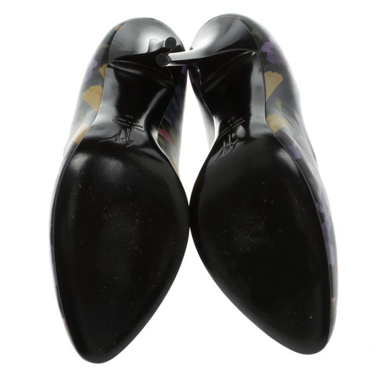 Pre Owned Giuseppe Zanotti Black Floral Printed Leather Pumps Size 39