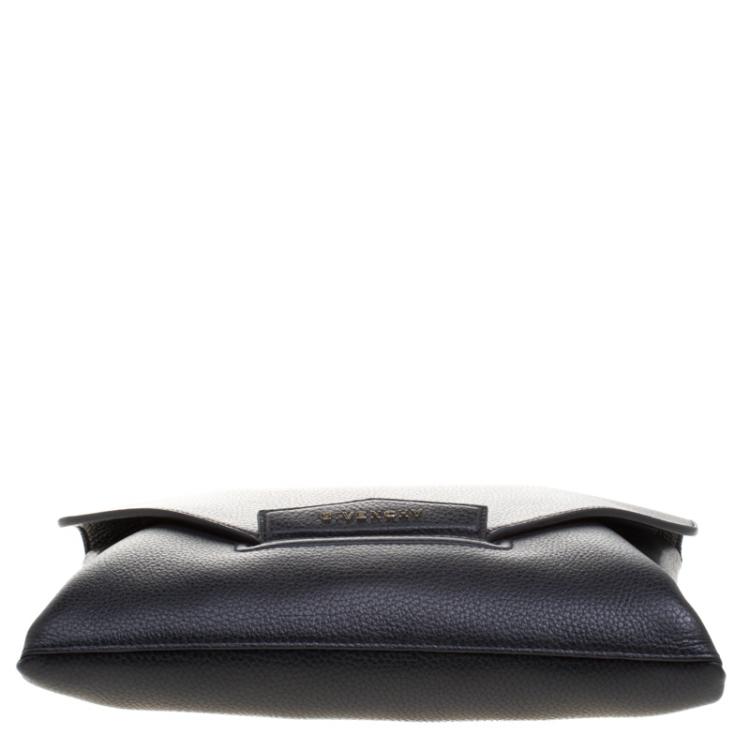 Pre Owned Givenchy Black Leather Medium Antigona Envelope Clutch