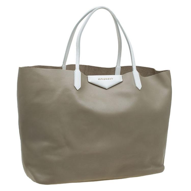 Pre Owned Givenchy Beige Leather Large Antigona Shopping Tote
