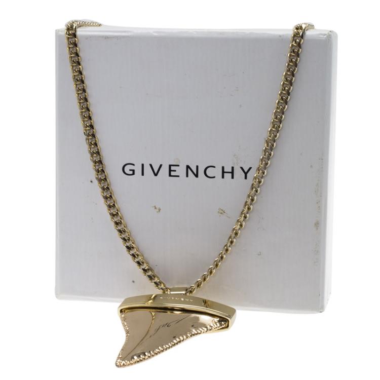 Pre Owned Givenchy Shark Tooth Pendant Gold Tone Chain Necklace