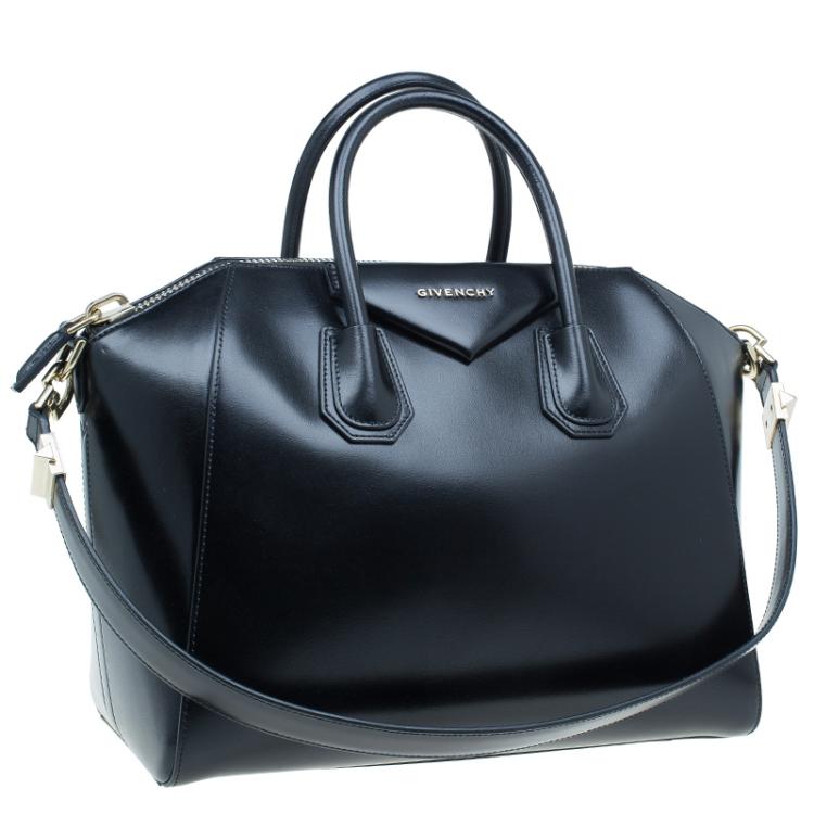 مملوكة مسبقًا Givenchy Black Shine Leather Medium Antigona Satchel Bag
