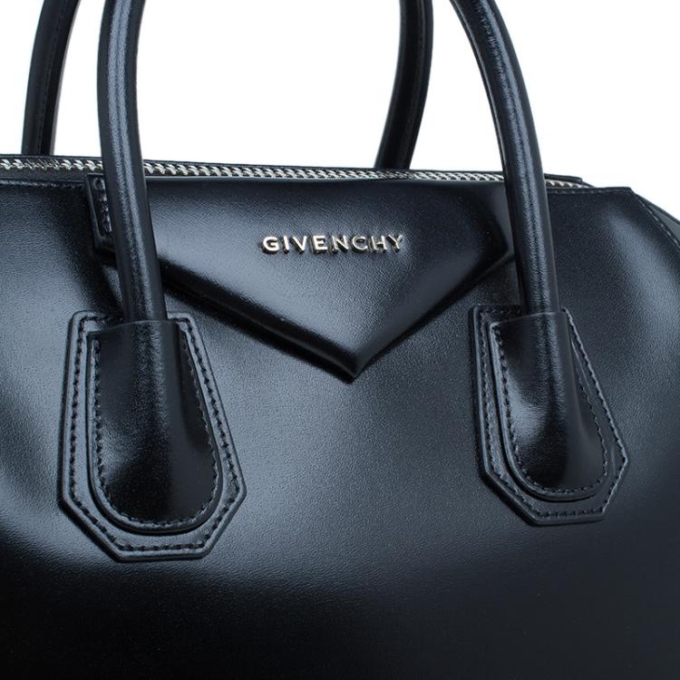 مملوكة مسبقًا Givenchy Black Shine Leather Medium Antigona Satchel Bag