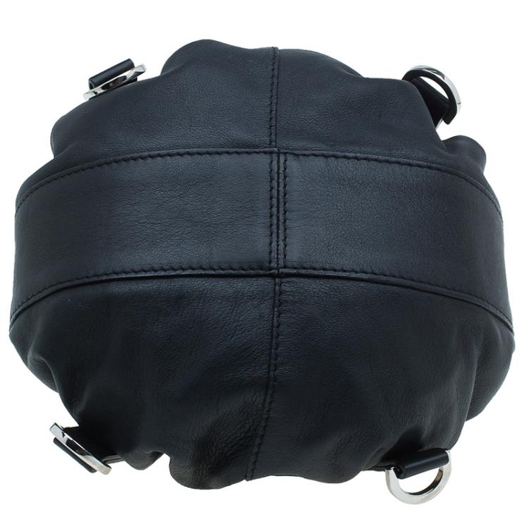 مملوكة مسبقًا Givenchy Black Leather Small Pumpkin Bag