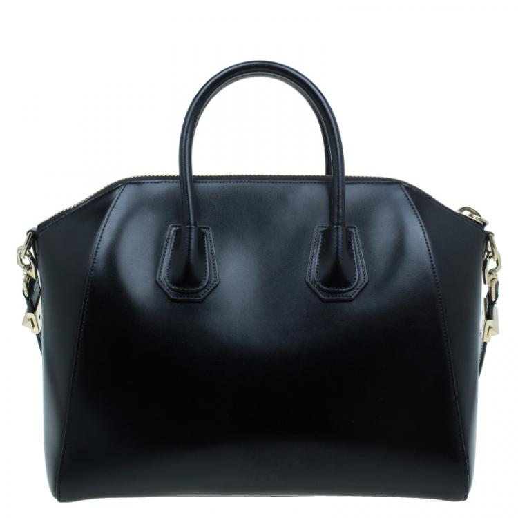 مملوكة مسبقًا Givenchy Black Leather Medium Antigona Satchel