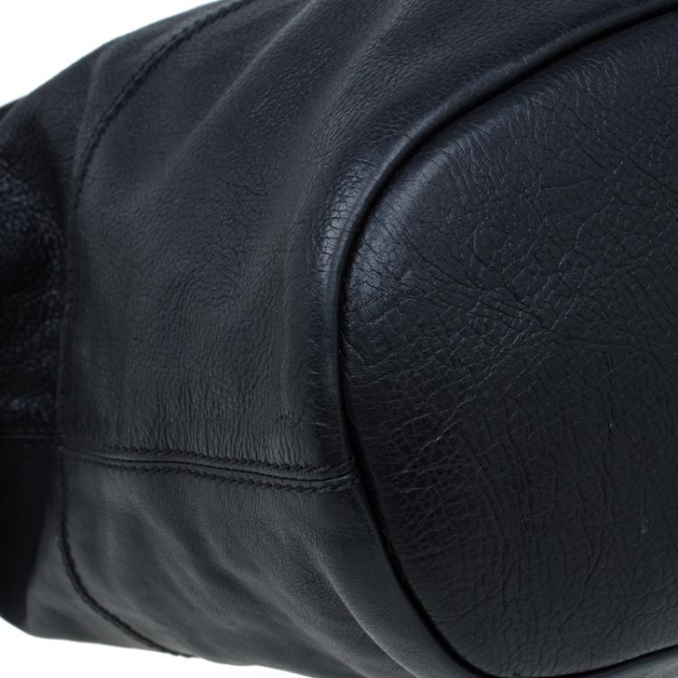 مملوكة مسبقًا Givenchy Black Leather Medium Nightingale Tote