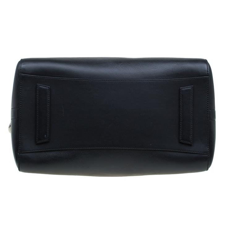 Pre Owned Givenchy Black Leather Medium Antigona Satchel