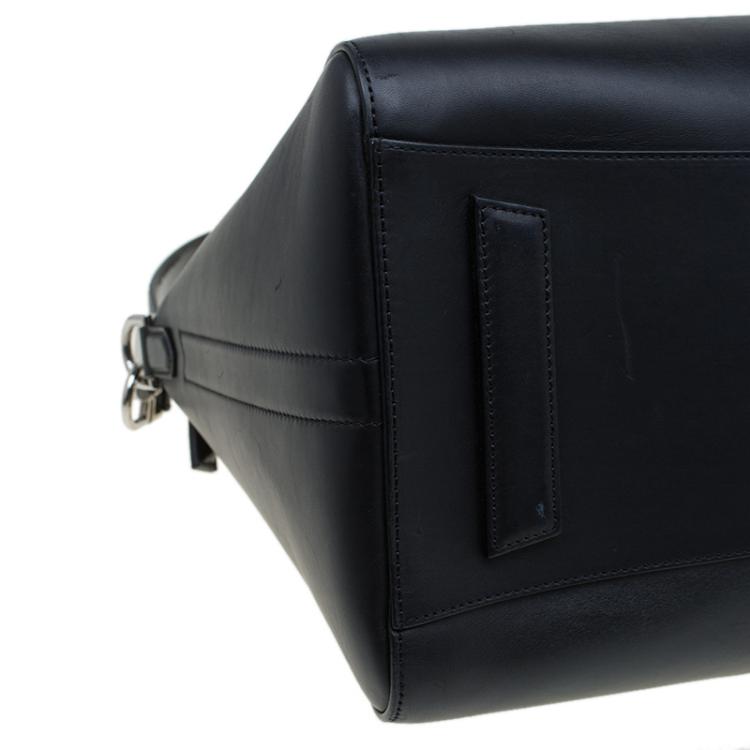 Pre Owned Givenchy Black Leather Medium Antigona Satchel