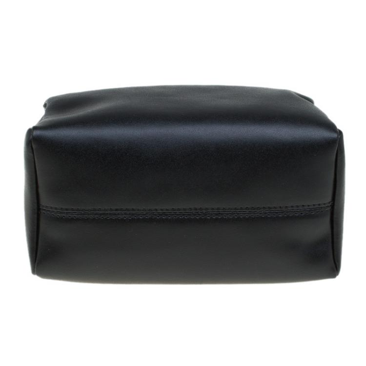 Pre Owned Givenchy Black Leather Pandora Star Wristlet Clutch