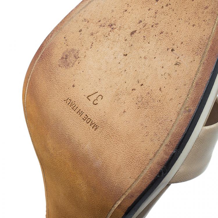 مملوكة مسبقًا Givenchy Beige Leather Ankle Strap Platform Heel Sandals Size 37