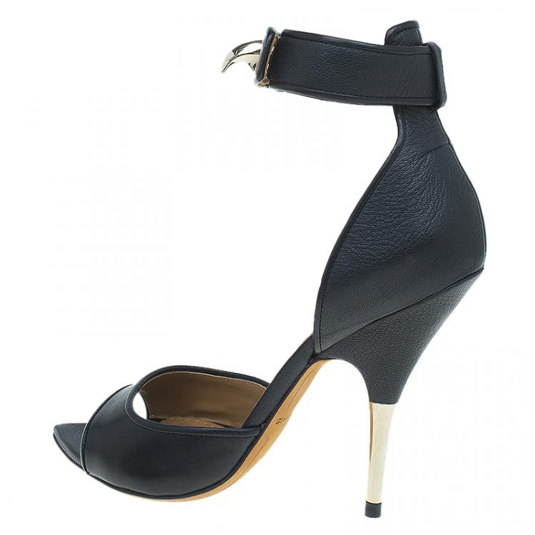 Pre Owned Givenchy Black Leather Sharktooth Ankle Wrap Sandals  Size 37