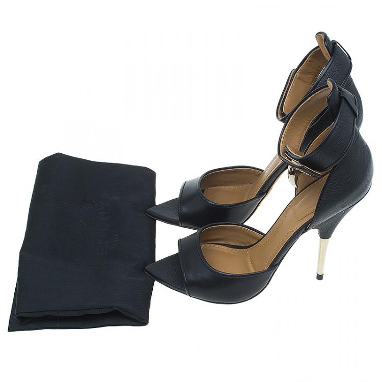 Pre Owned Givenchy Black Leather Sharktooth Ankle Wrap Sandals  Size 37