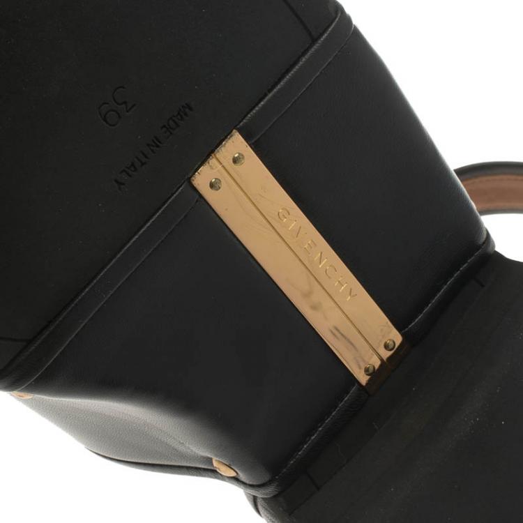Pre Owned Givenchy Black Leather Victor Buckle Flat Sandals Size 39