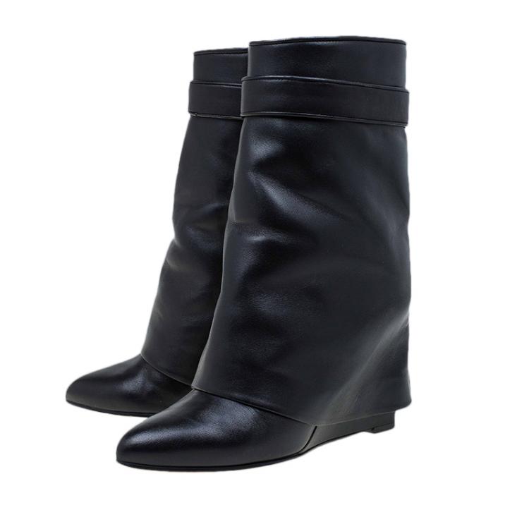 مملوكة مسبقًا Givenchy Black Leather Shark Lock Wedge Ankle Boots Size 37
