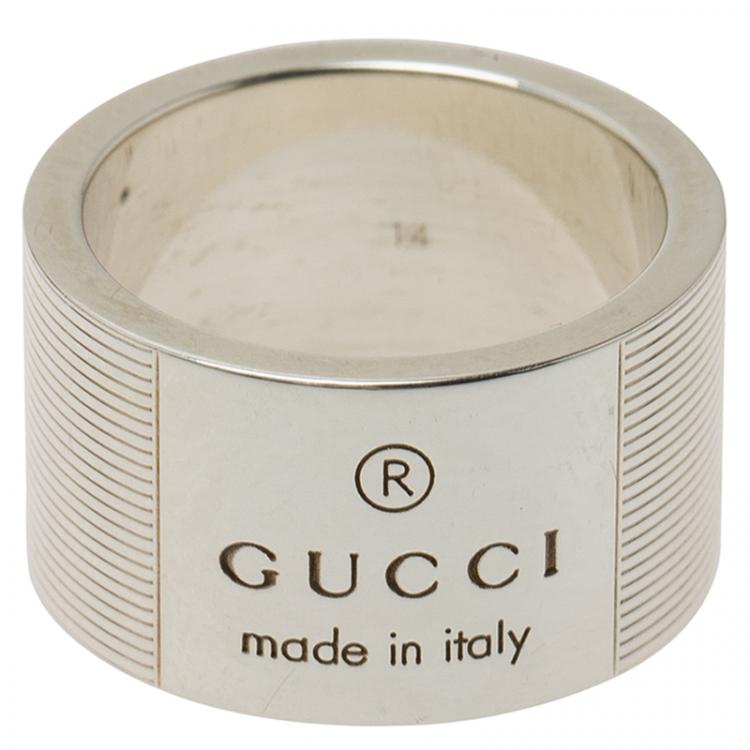 Pre Owned Gucci Trademark Silver Band Ring Size 54