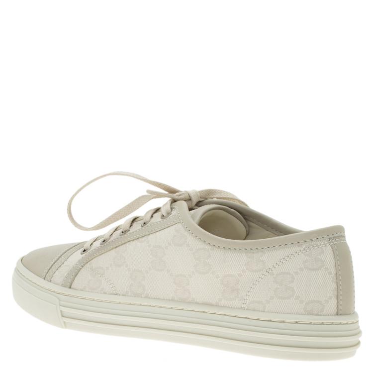 Pre Owned Gucci Cream Leather and GG Canvas Sneakers