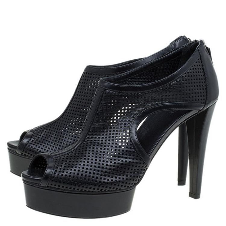 Pre Owned Gucci Black Perforated Leather Kim Platform Ankle Boots Size 39.5