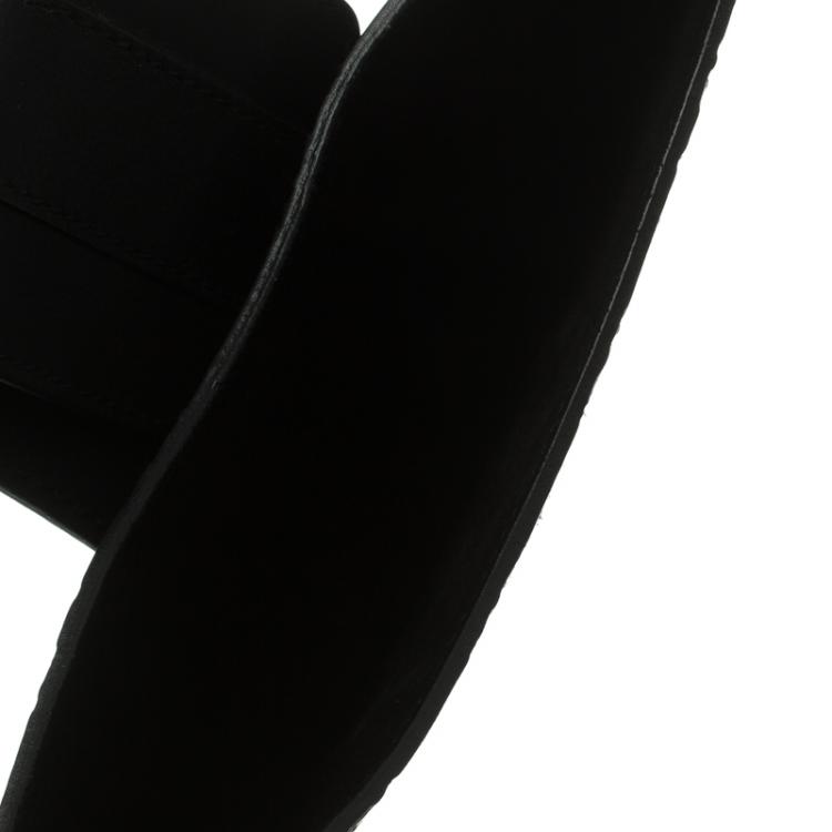 Pre Owned Gucci Black Guccissima Leather iPad Case