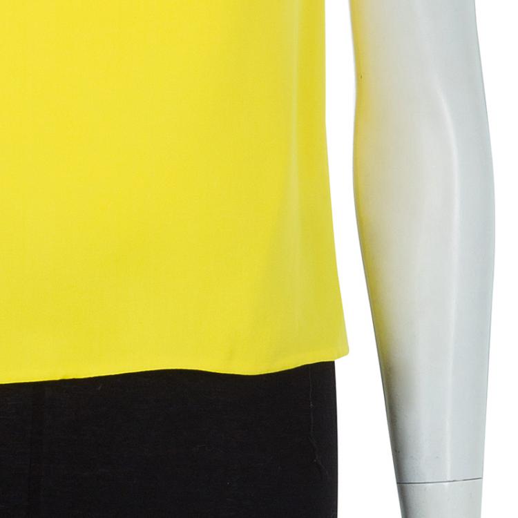 Pre Owned Gucci Yellow Asymmetrical Neckline Sleeveless Silk Top M