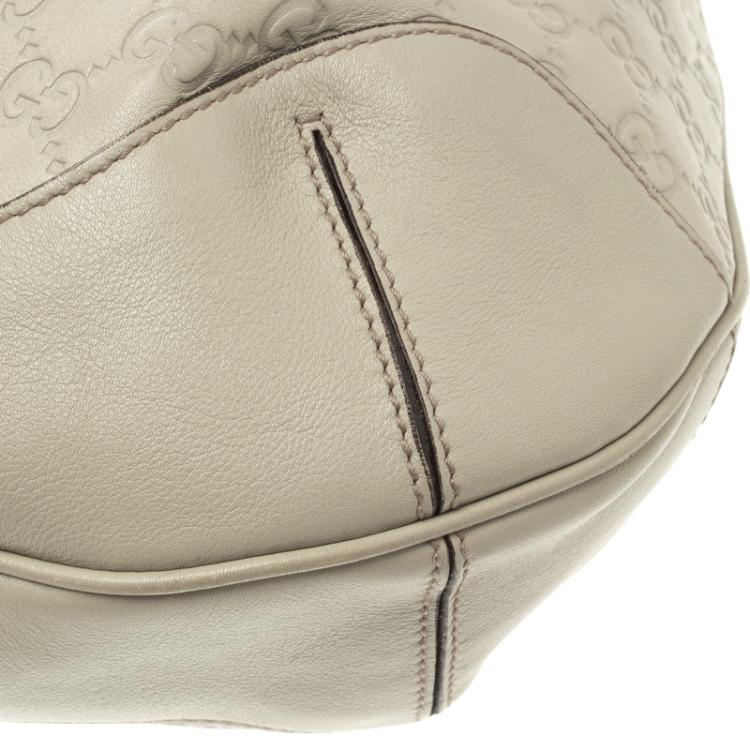 Pre Owned Gucci Off White Guccissima Leather Peggy Bamboo Top Handle Bag