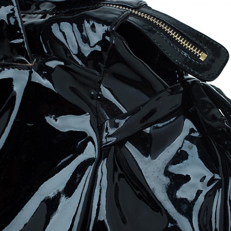Pre Owned Gucci Black Patent Leather Hysteria Top Handle Bag