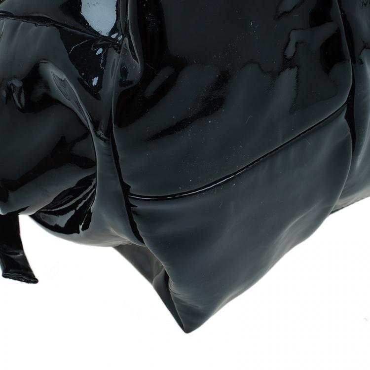 Pre Owned Gucci Black Patent Leather Hysteria Top Handle Bag