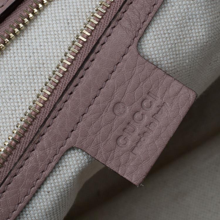 مملوكة مسبقًا Gucci Light Pink Pebbled Leather Medium Bamboo Top Handle Bag