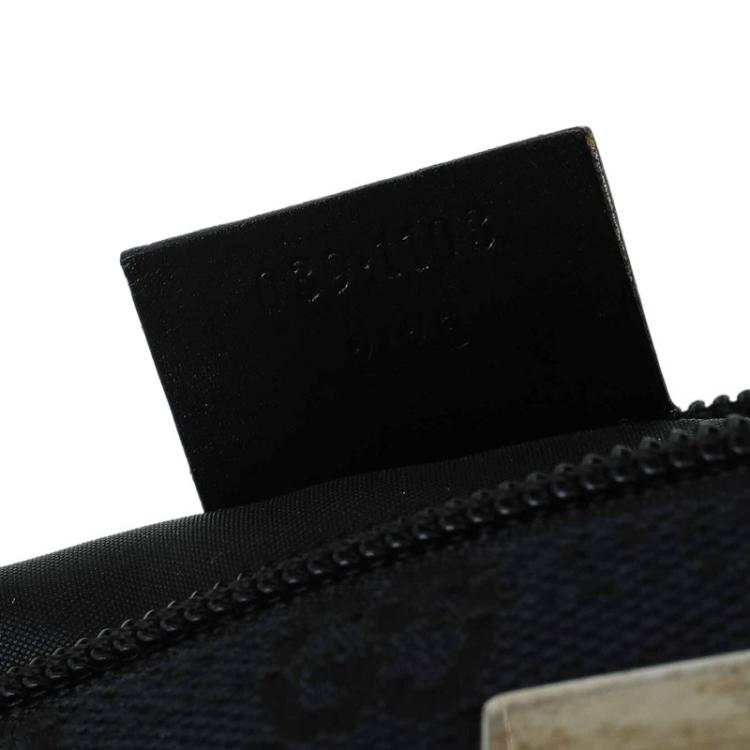 Pre Owned Gucci Black GG Canvas Banana Boat Pouch