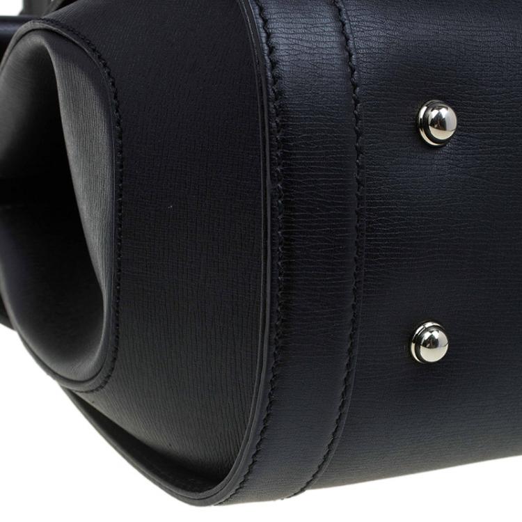Pre Owned Gucci Black Leather Bamboo Top Handle Bag