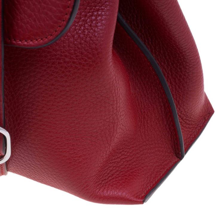 Pre Owned Gucci Red Leather Medium Bamboo Daily Top Handle Bag