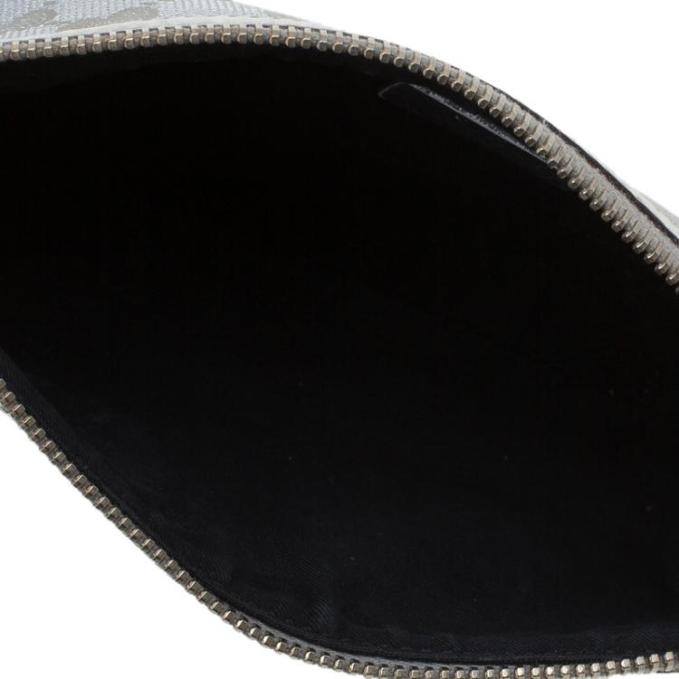 Pre Owned Gucci Silver GG Canvas Interlocking G Wristlet Pouch