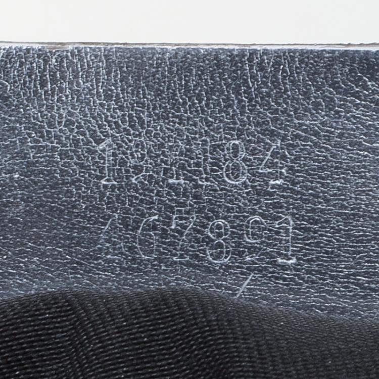 Pre Owned Gucci Silver GG Canvas Interlocking G Wristlet Pouch