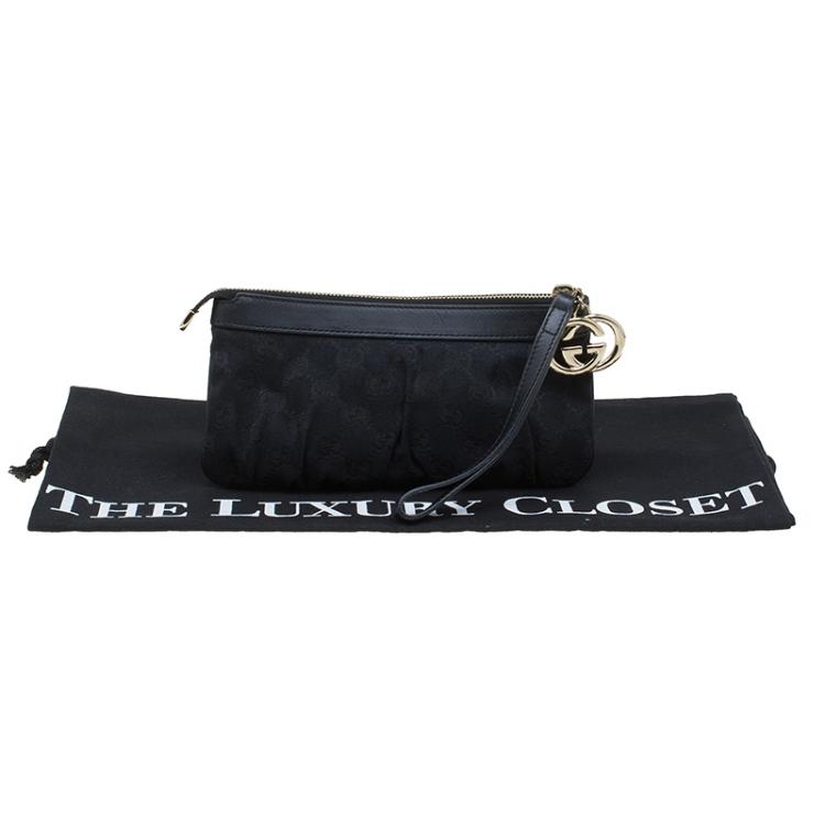 Pre Owned Gucci Black GG Canvas Interlocking G Wristlet Pouch