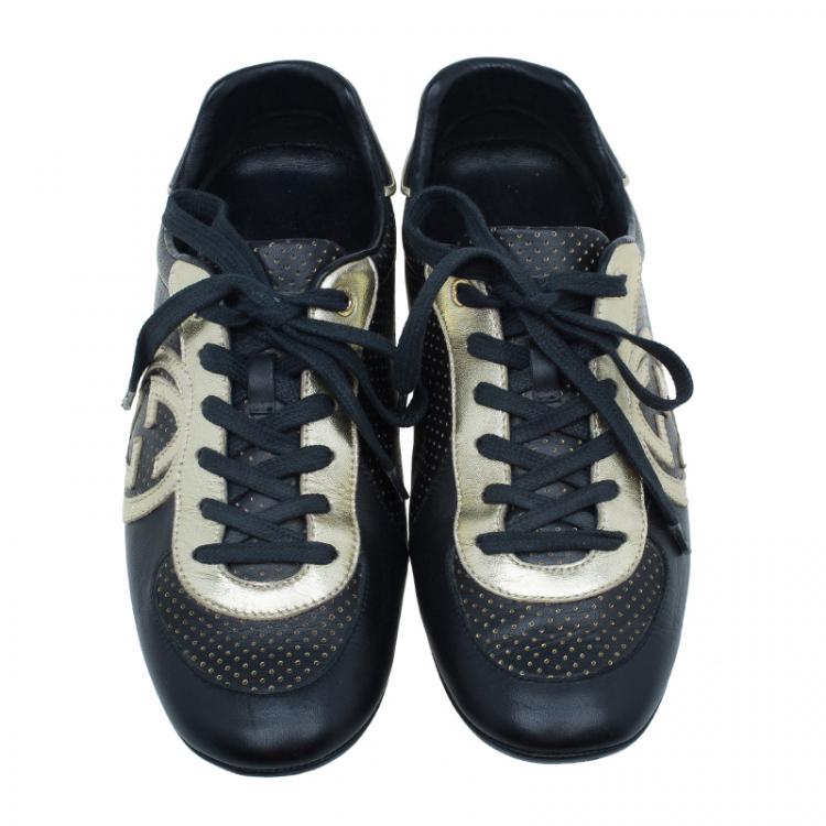 Pre Owned Gucci Black and Gold Leather Logo Sneakers Size 36