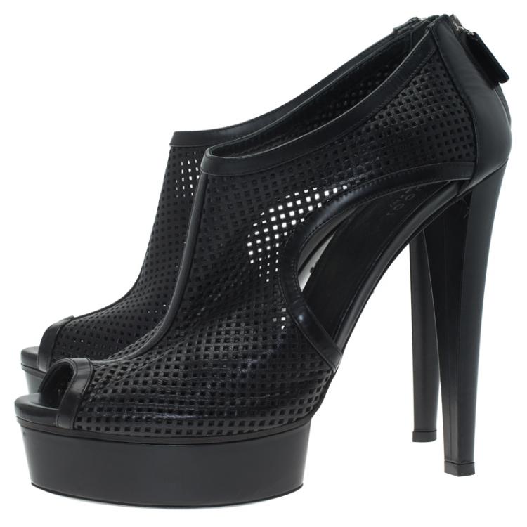 Pre Owned Gucci Black Perforated Leather Kim Platform Ankle Boots Size 39.5
