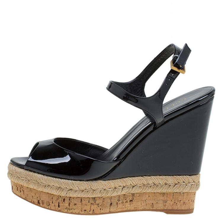 Gucci Black Patent Hollie Wedge Sandals Size 38.5 Gucci