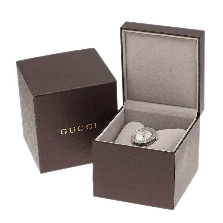 Pre Owned Gucci Silver Stainless Steel U Play Women's Wristwatch 35MM