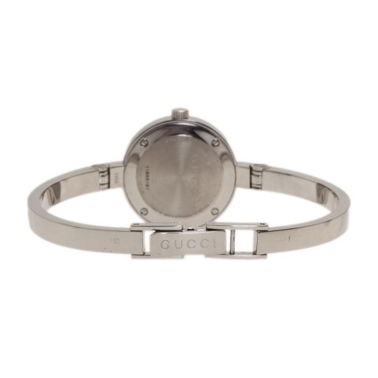 مملوكة مسبقًا Gucci Logo Stainless Steel YA105 Women's Wristwatch 25MM