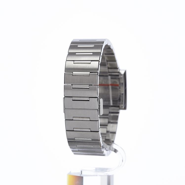 Pre Owned Gucci White Mother of Pearl Stainless Steel G Series Women's Wristwatch 30MM